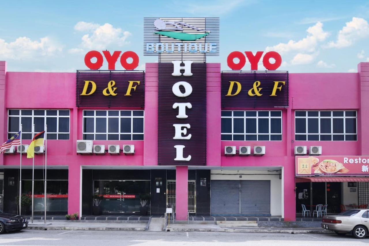 Oyo 498 D&F Boutique Hotel Senawang Seremban Luaran gambar