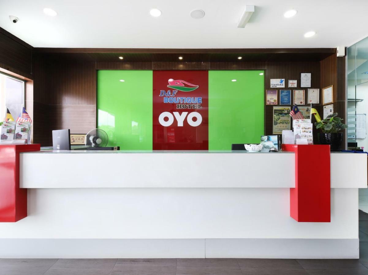 Oyo 498 D&F Boutique Hotel Senawang Seremban Luaran gambar