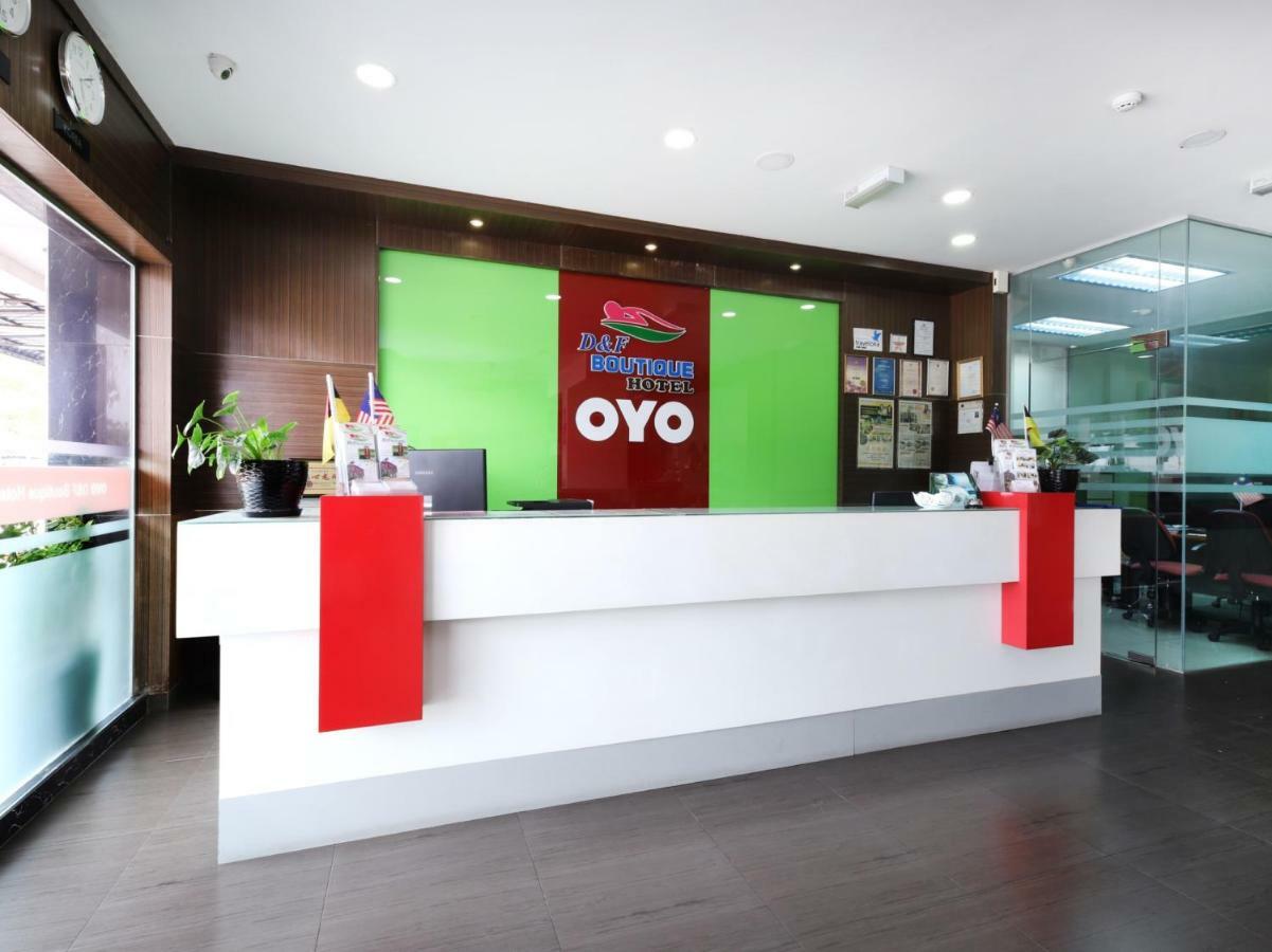 Oyo 498 D&F Boutique Hotel Senawang Seremban Luaran gambar