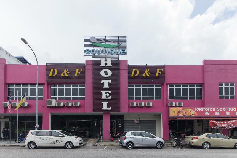 Oyo 498 D&F Boutique Hotel Senawang Seremban Luaran gambar