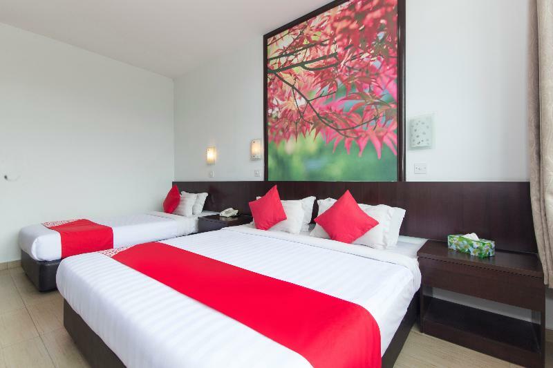 Oyo 498 D&F Boutique Hotel Senawang Seremban Luaran gambar