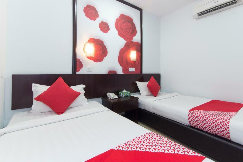 Oyo 498 D&F Boutique Hotel Senawang Seremban Luaran gambar