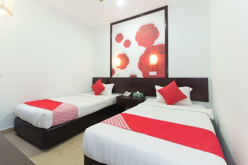 Oyo 498 D&F Boutique Hotel Senawang Seremban Luaran gambar